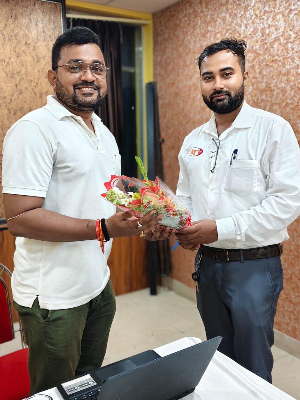 Dr Sambit Mondal treating patient in Bankura clinic